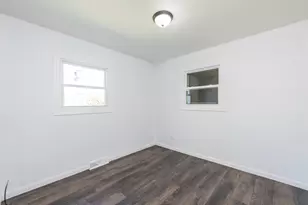 2123 N McAree Rd, Waukegan, IL 60087 - Photo 15