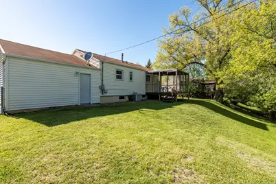 2123 N McAree Road, Waukegan, IL 60087 - Photo 31