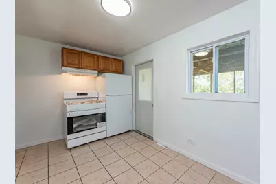 2123 N McAree Road, Waukegan, IL 60087 - Photo 9
