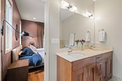 7300 N Hamilton Avenue #1S, Chicago, IL 60645 - Photo 13