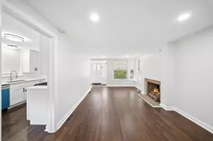 8906 S Crandon Ave, Chicago, IL 60617 - Photo 3