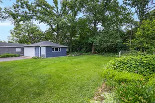 1615 E Evergreen St, Wheaton, IL 60187 - Photo 31