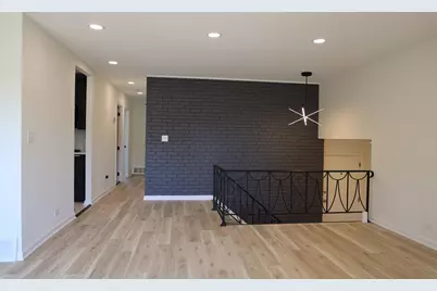 2541 75th Street, Woodridge, IL 60517 - Photo 9