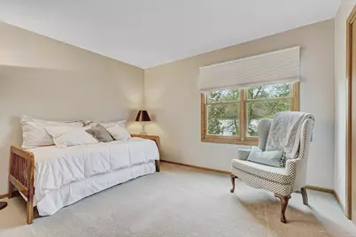 4261 Oak Knoll Lane, Hoffman Estates, IL 60192 - Photo 33
