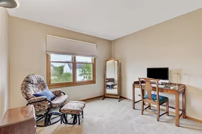 4261 Oak Knoll Lane, Hoffman Estates, IL 60192 - Photo 31
