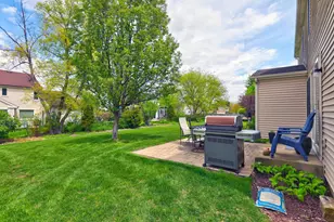 4261 Oak Knoll Ln, Hoffman Estates, IL 60192 - Photo 35