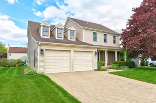 4261 Oak Knoll Ln, Hoffman Estates, IL 60192 - Photo 1