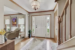 4261 Oak Knoll Ln, Hoffman Estates, IL 60192 - Photo 5