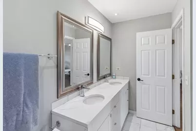 8 Tyler Court #B, Streamwood, IL 60107 - Photo 11