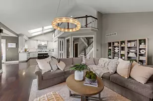 0N123 Alexander Dr, Geneva, IL 60134 - Photo 9