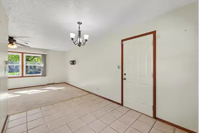 2502 Southwood Drive, Champaign, IL 61821 - Photo 9