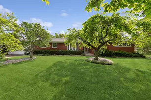 2N351 Amy Ave, Glen Ellyn, IL 60137 - Photo 1