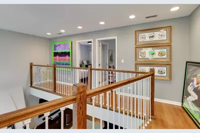 1301 N Bosworth Avenue, Chicago, IL 60642 - Photo 21