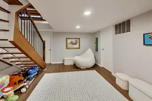 1301 N Bosworth Ave, Chicago, IL 60642 - Photo 27