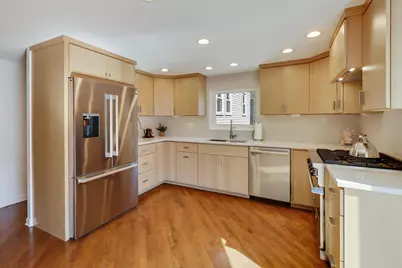 1301 N Bosworth Avenue, Chicago, IL 60642 - Photo 9