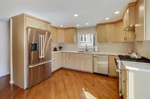 1301 N Bosworth Ave, Chicago, IL 60642 - Photo 9
