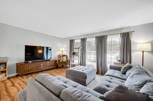 3010 N Kennicott Ave, Arlington Heights, IL 60004 - Photo 3