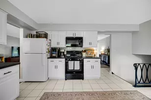 3010 N Kennicott Ave, Arlington Heights, IL 60004 - Photo 9