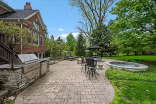 930 Woodland Dr, Glenview, IL 60025 - Photo 5