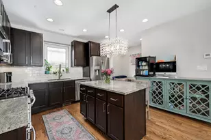 1742 N Bissell St, Chicago, IL 60614 - Photo 9