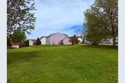 800 Willow Street, Kirkland, IL 60146 - Photo 1