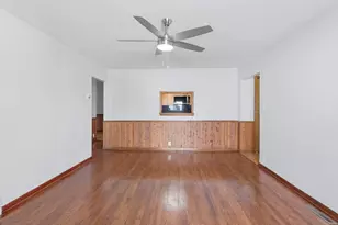 11109 US Hwy 14 Hwy, Woodstock, IL 60098 - Photo 9