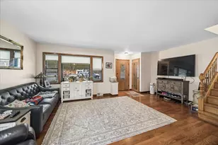 285 Des Plaines Ave, Riverside, IL 60546 - Photo 5