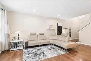 87 E Preserve Dr, Palatine, IL 60074 - Photo 5
