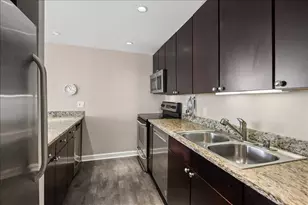 30 E Huron St, Chicago, IL 60611 - Photo 3