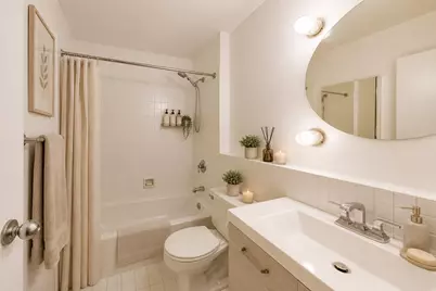 40 E 9th Street #1601, Chicago, IL 60605 - Photo 31