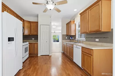 8222 Tremont Lane, Joliet, IL 60431 - Photo 5