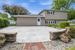 60 Hilltop Dr, Bourbonnais, IL 60914 - Photo 25