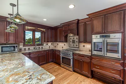 6645 Wedgewood Lane, Willowbrook, IL 60527 - Photo 7