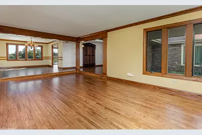 6645 Wedgewood Lane, Willowbrook, IL 60527 - Photo 5
