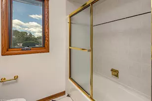 6645 Wedgewood Ln, Willowbrook, IL 60527 - Photo 27