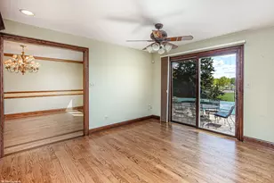 6645 Wedgewood Ln, Willowbrook, IL 60527 - Photo 11