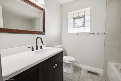 18003 Greenview Terrace, Country Club Hills, IL 60478 - Photo 13