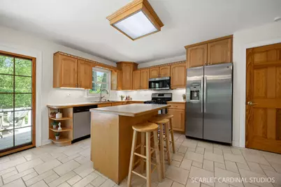 27W170 Fleming Drive, Winfield, IL 60190 - Photo 7