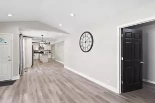 1890 McCormick Ln, Hanover Park, IL 60133 - Photo 9