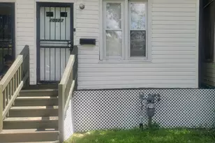 10523 S Corliss Ave, Chicago, IL 60628 - Photo 1