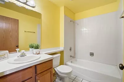 6303 W 63rd Street #3D, Chicago, IL 60638 - Photo 9