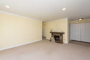 5227 Rockpointe Ct, Gurnee, IL 60031 - Photo 15