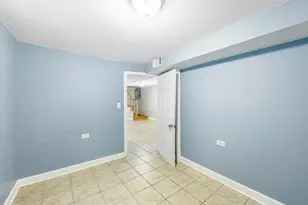 5557 S Kildare Ave, Chicago, IL 60629 - Photo 23