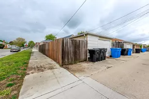 5557 S Kildare Ave, Chicago, IL 60629 - Photo 27