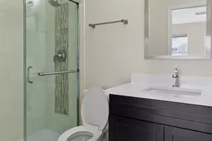 303 Glen Leven Ct, Schaumburg, IL 60194 - Photo 15