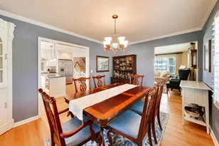 2401 Maple Ave, Northbrook, IL 60062 - Photo 7