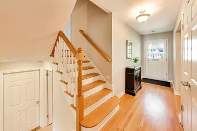 2401 Maple Avenue, Northbrook, IL 60062 - Photo 3
