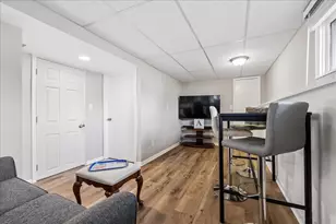 18508 W Woodland Terrace, Gurnee, IL 60031 - Photo 15