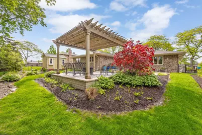 1706 Holly Avenue, Darien, IL 60561 - Photo 37