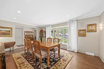 1706 Holly Avenue, Darien, IL 60561 - Photo 7